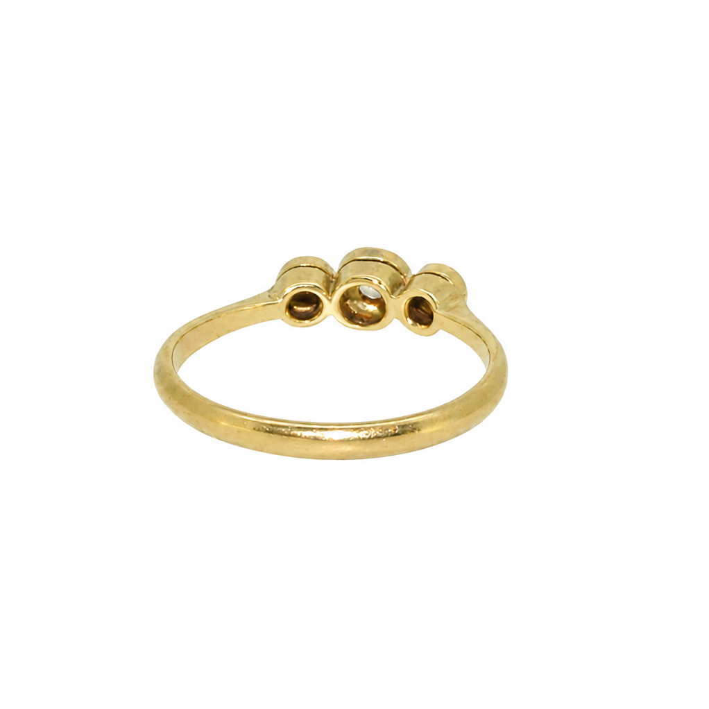 A diamond trilogy ring back view