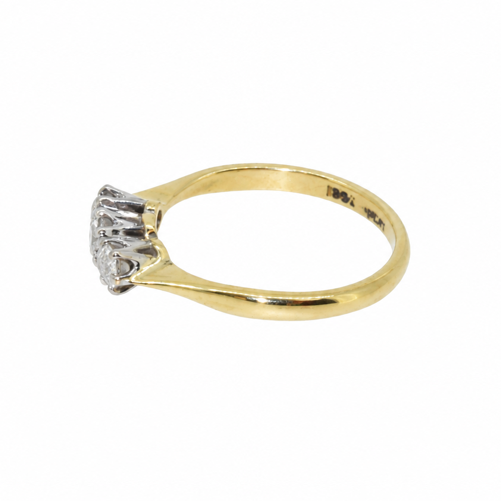 Side view of vintage trilogy ring