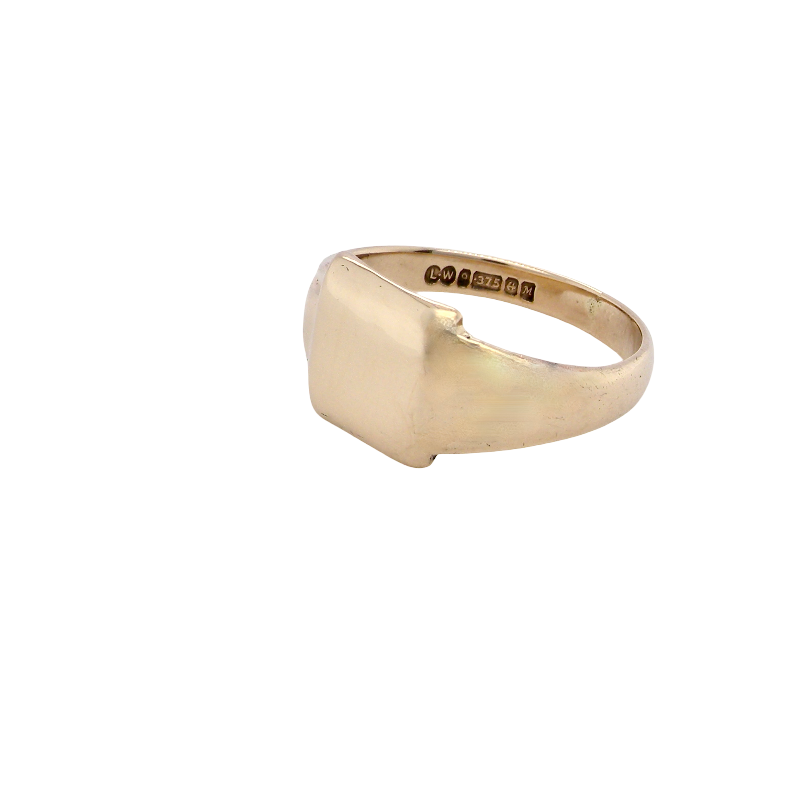 A vintage gentleman's 9 carat gold signet ring. Polished square head, measures 11x11mm, weight 5 grams. 