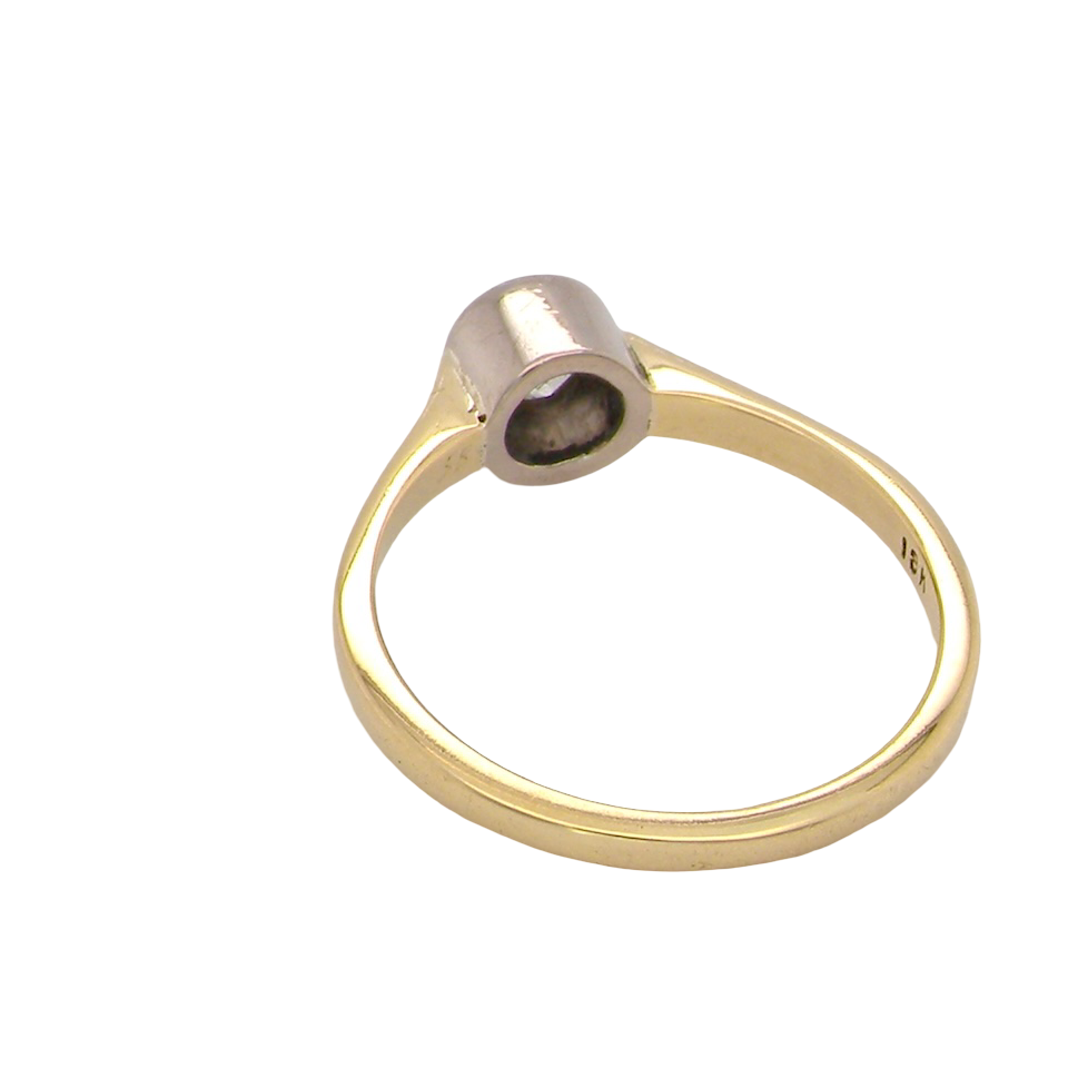 A vintage solitaire Diamond Ring