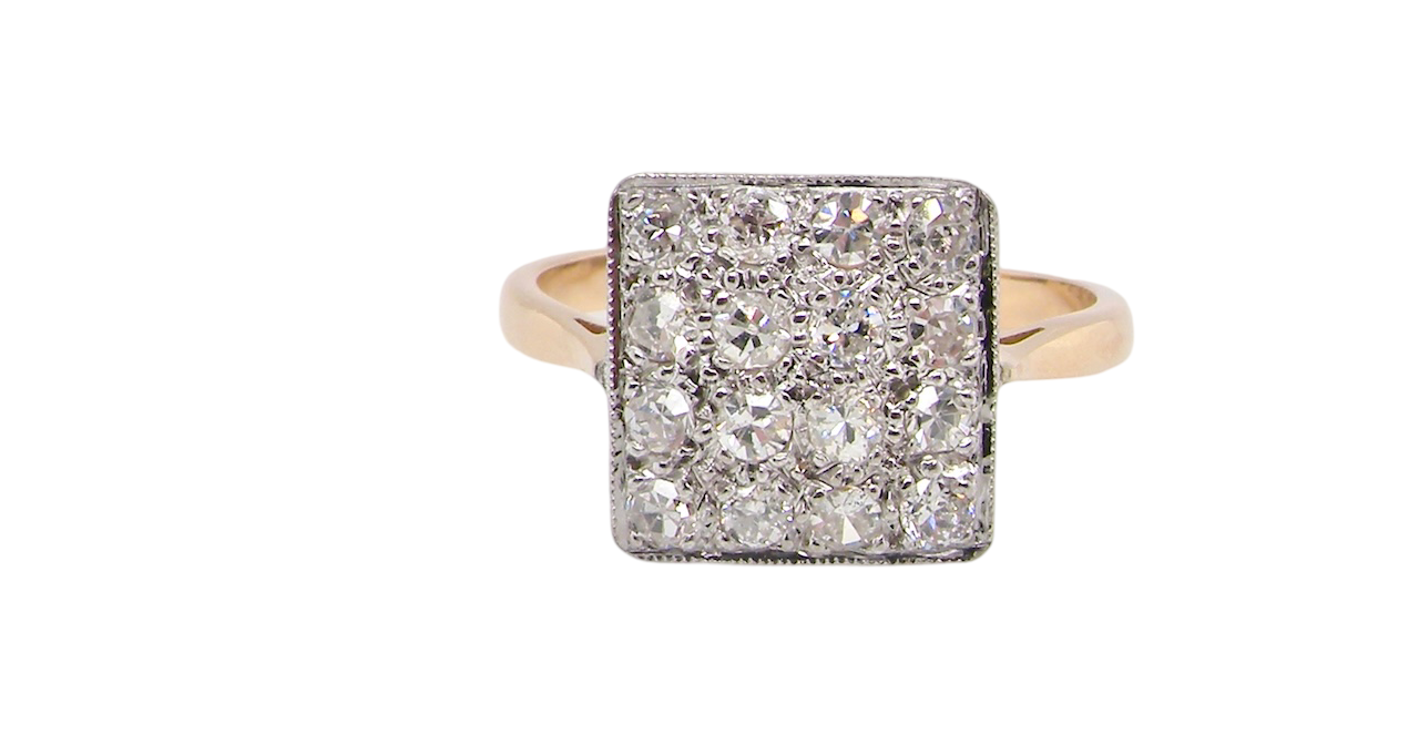 A vintage square cluster Diamond ring