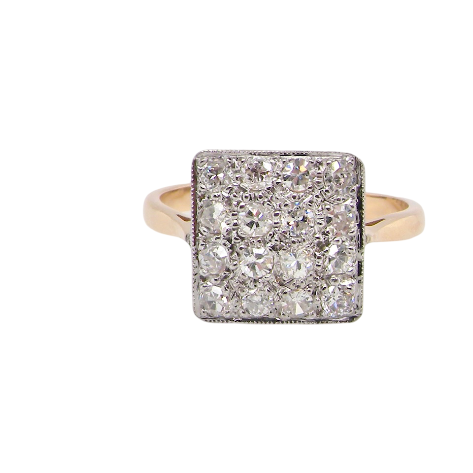 A vintage square cluster Diamond ring