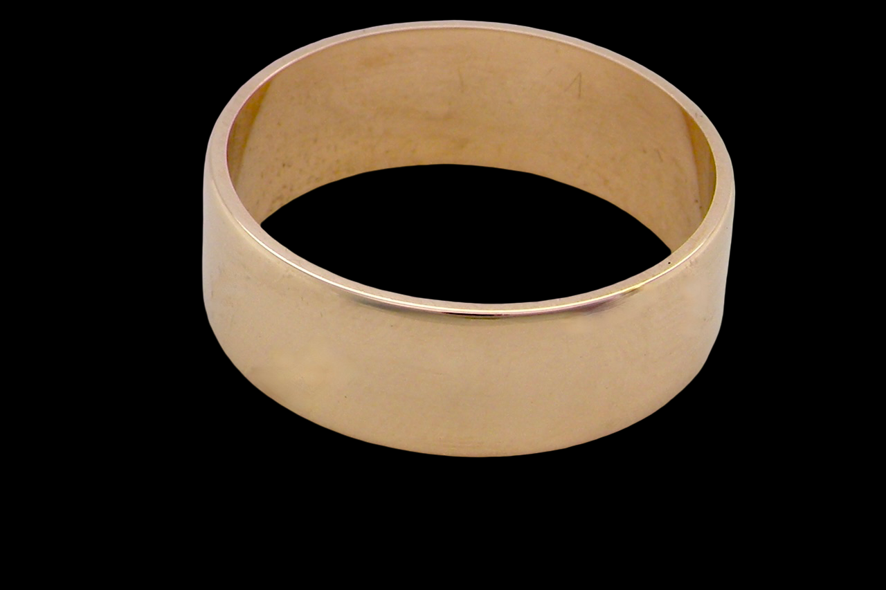 A wide wedding ring 8mm, with a flat profile (not D shape) . Totally plain and re-polished