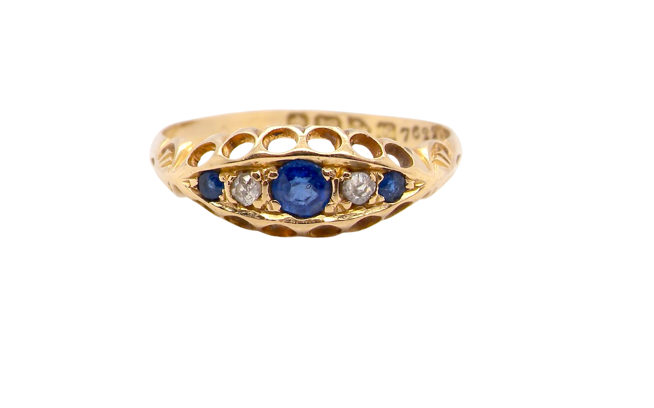 An Antique Sapphire & Diamond Ring