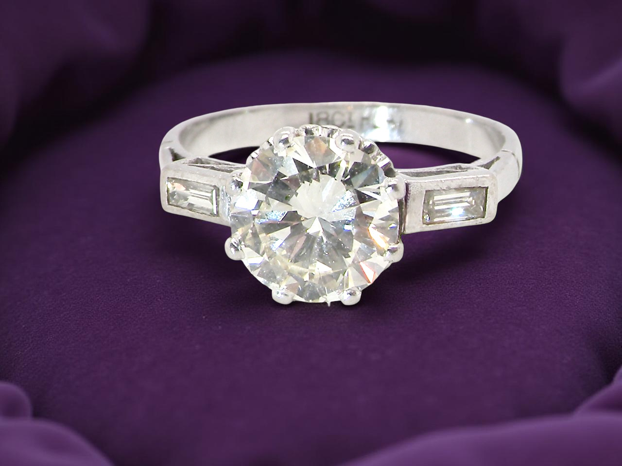 An Art Deco solitaire ring beautiful 1.75 carat diamond