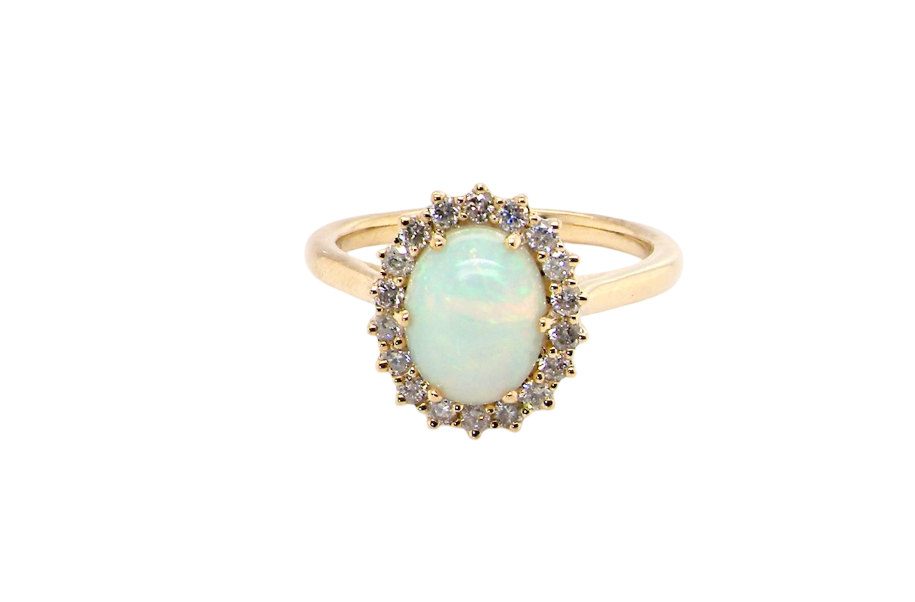 An Opal and Diamond cluster ring