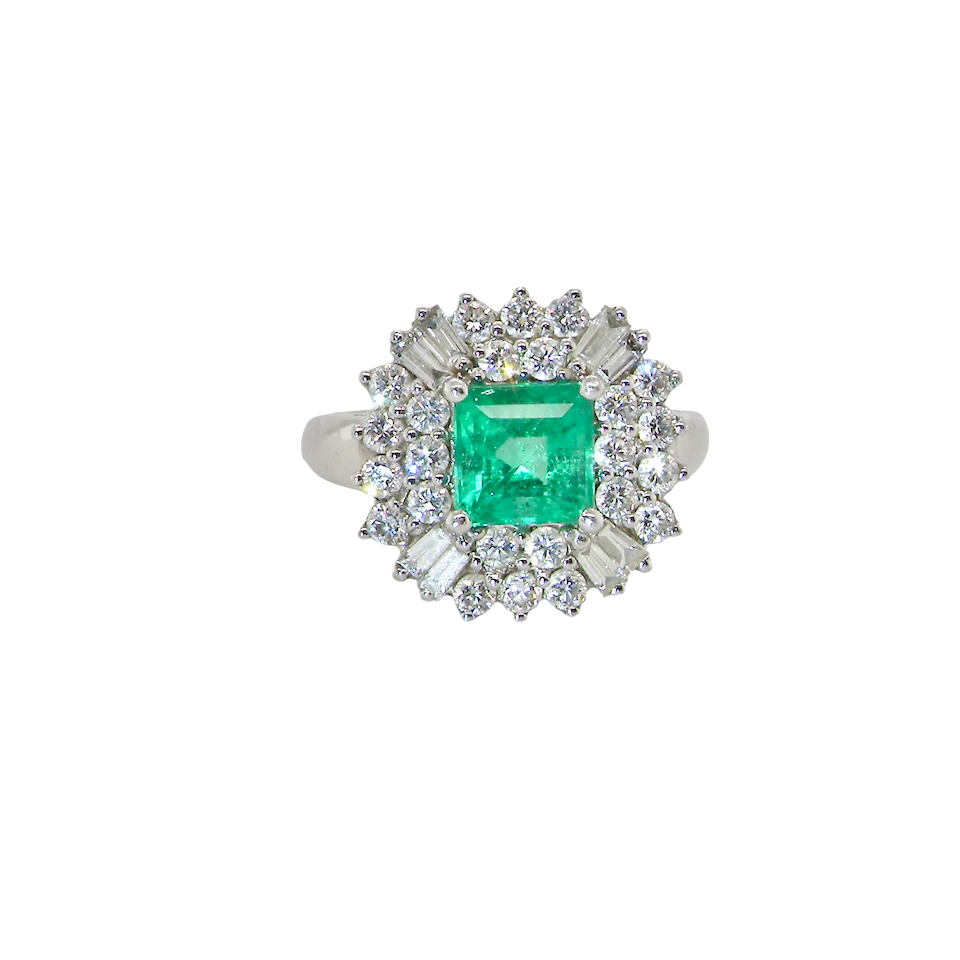 An exceptional Emerald and Diamond cluster ring
