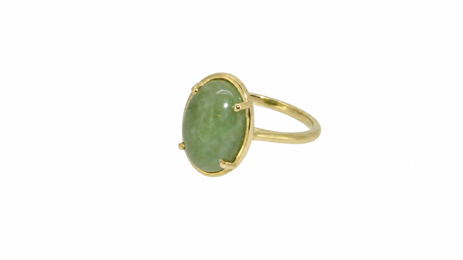 An oval jade nephrite ring four claws