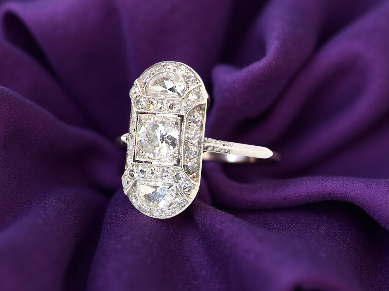 Art Deco plaque-style diamond ring,