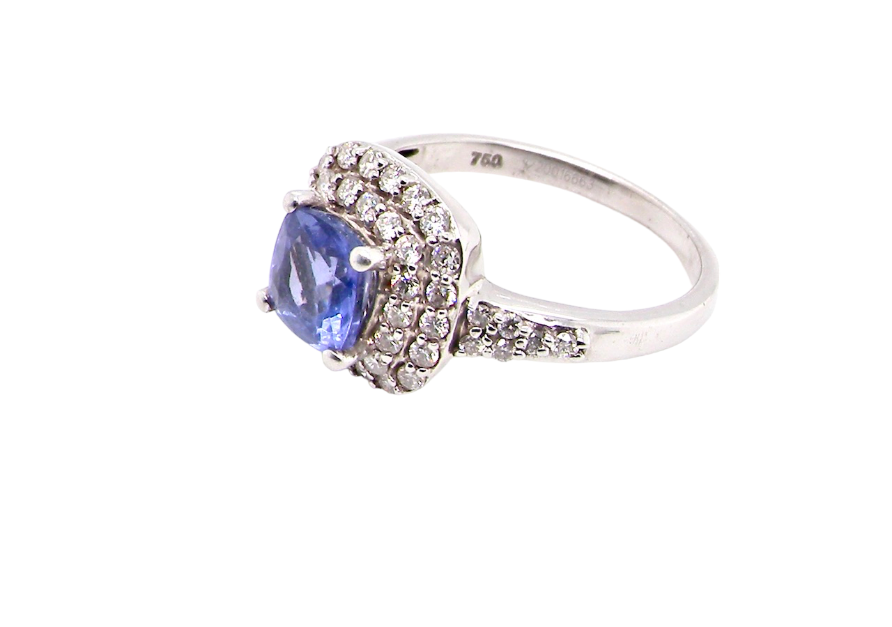 tanzanite and diamond ring