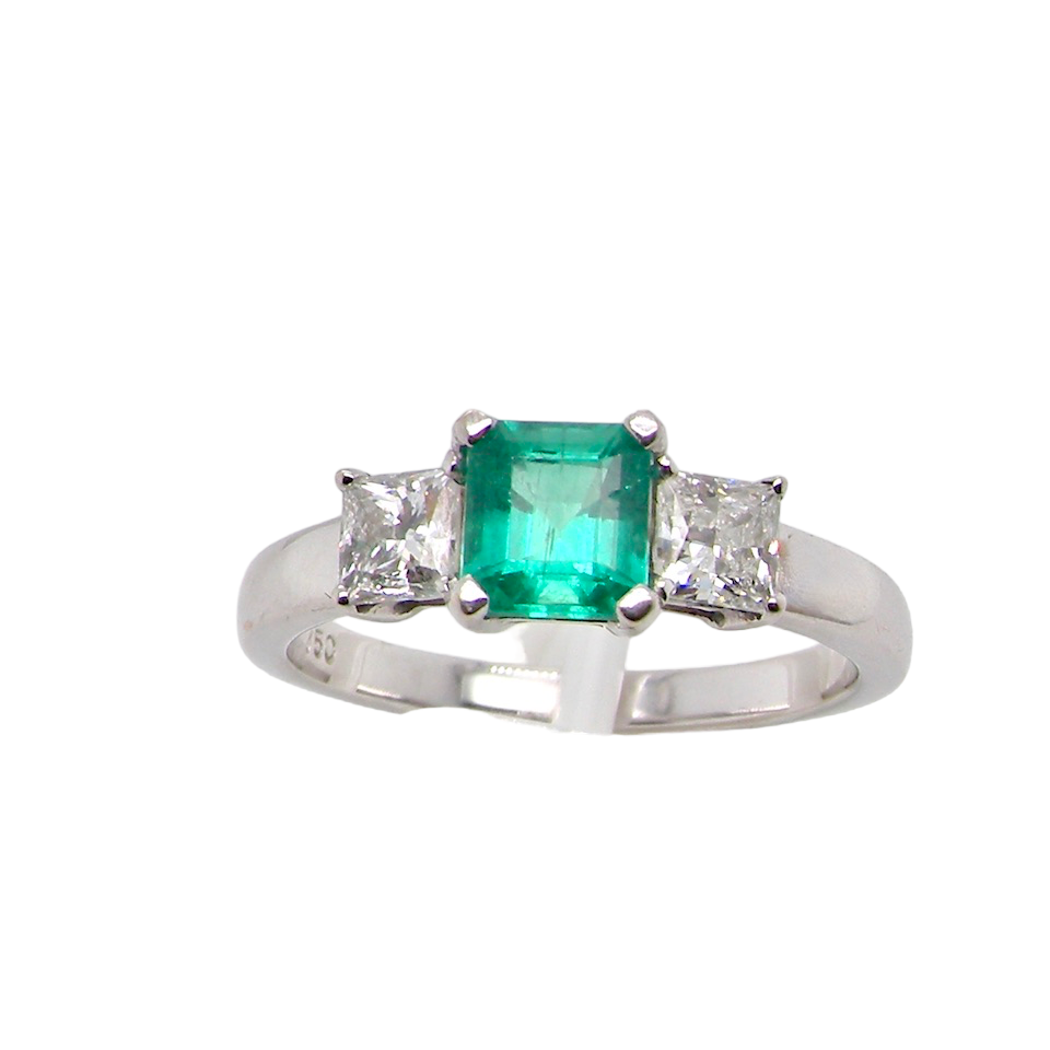 3 stone emerald and diamond ring
