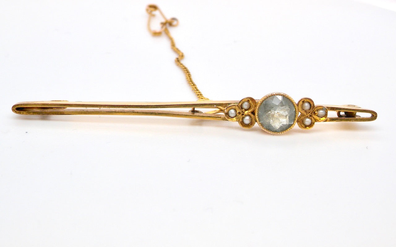 Antique aquamarine bar brooch