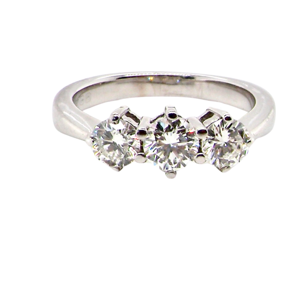 three stone diamond ring