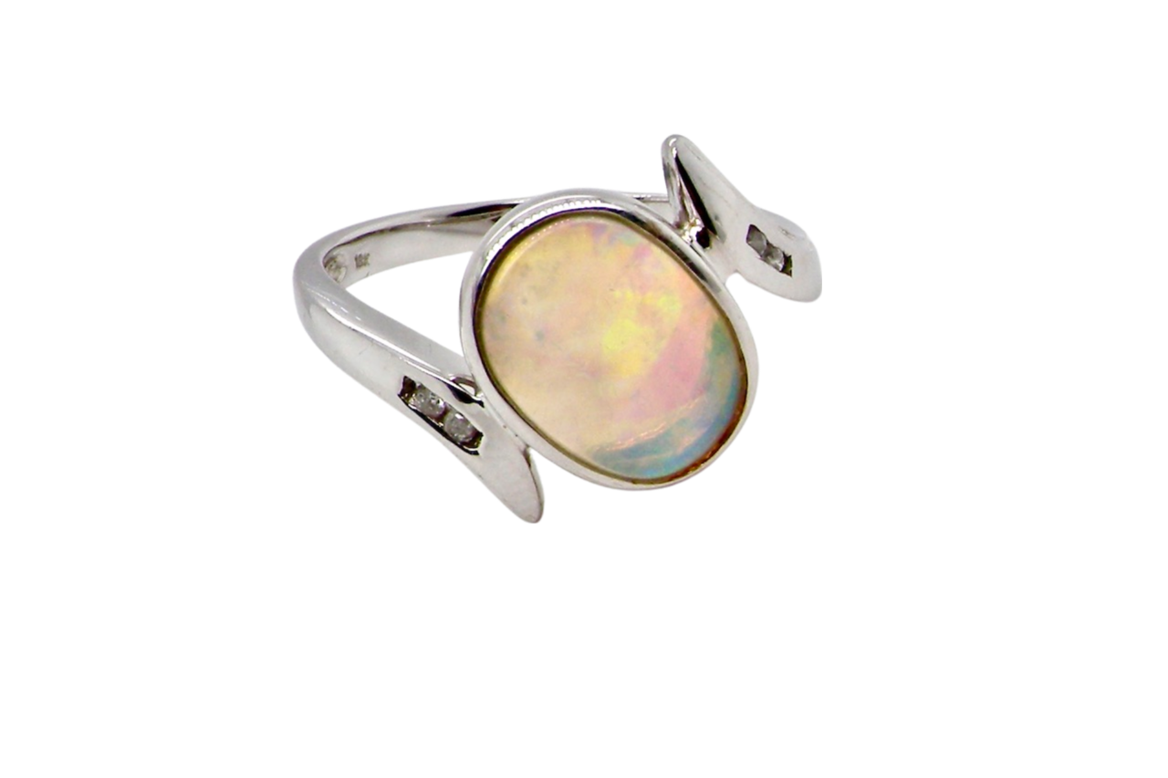 opal and diamond ring