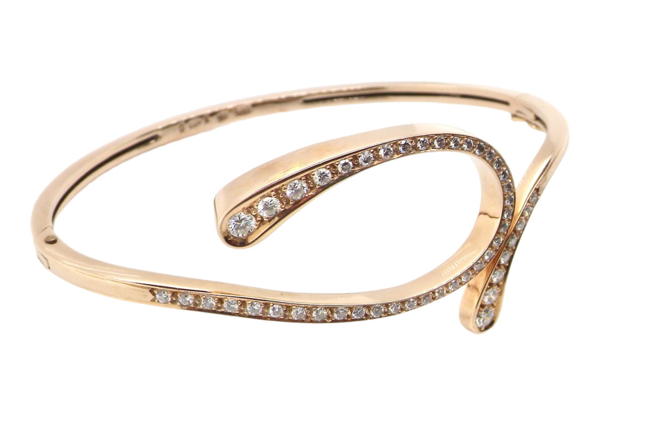 diamond loop bangle