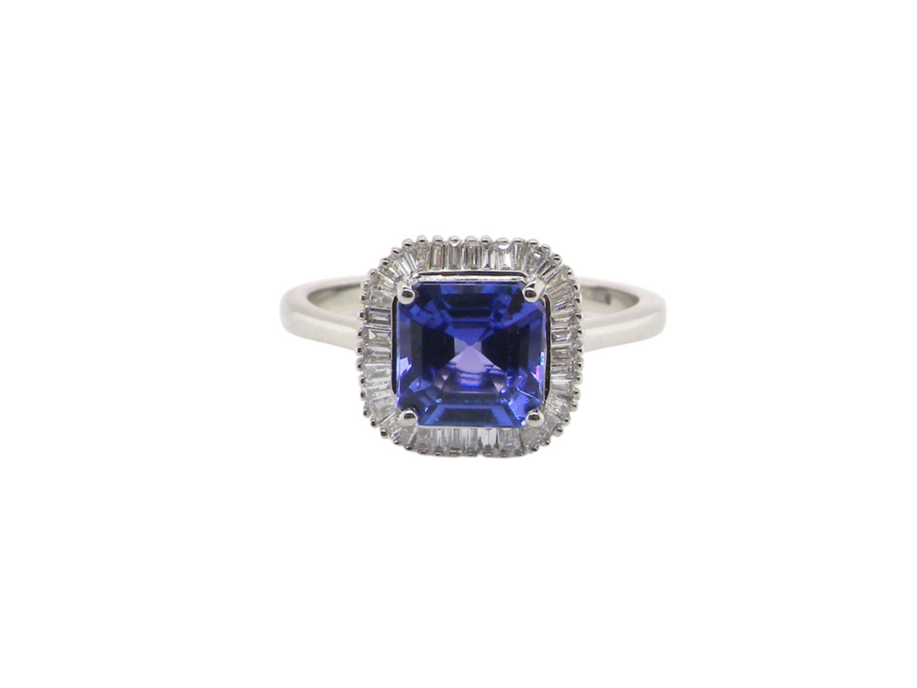An outstanding Tanzanite and Diamond ring