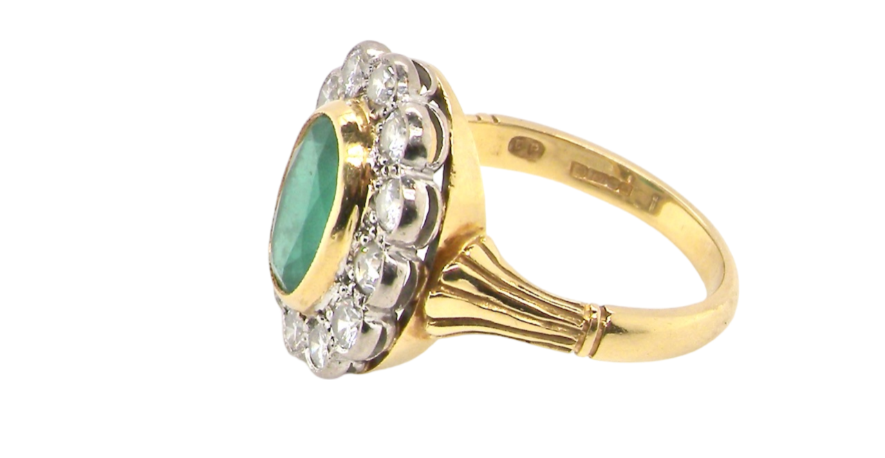 side view Emerald and Diamond Ring