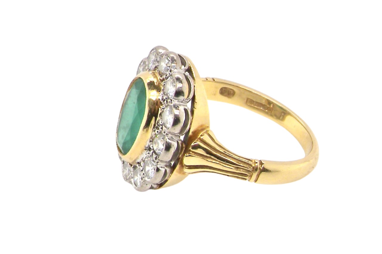 side view Emerald and Diamond Ring