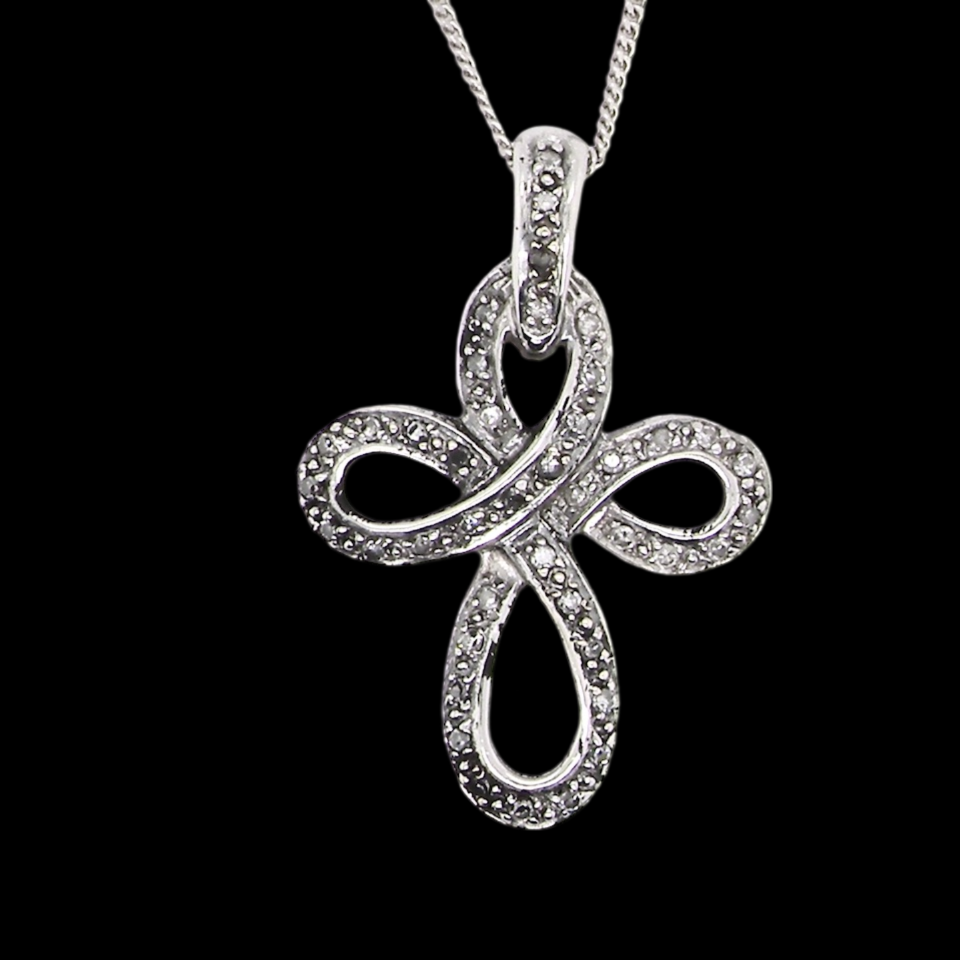 diamond cross pendant