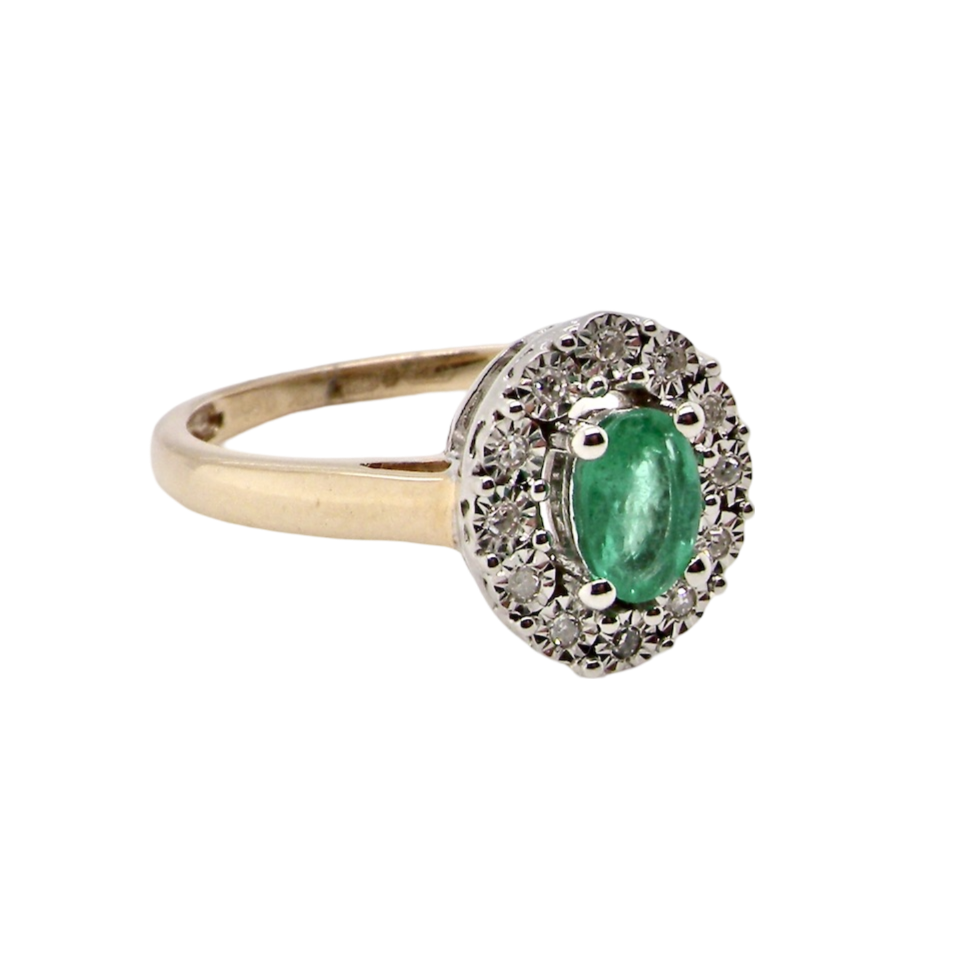 emerald and diamond cluster ring
