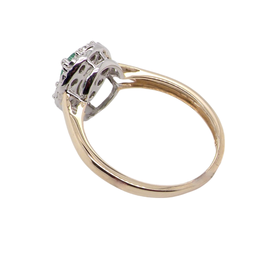 rear view emerald and diamond cluster ring