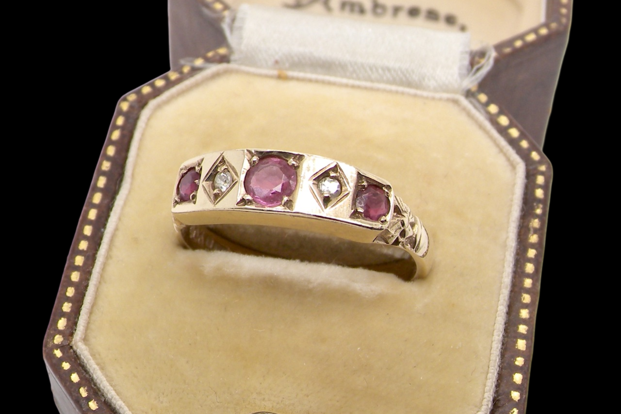 antique style ruby and diamond ring