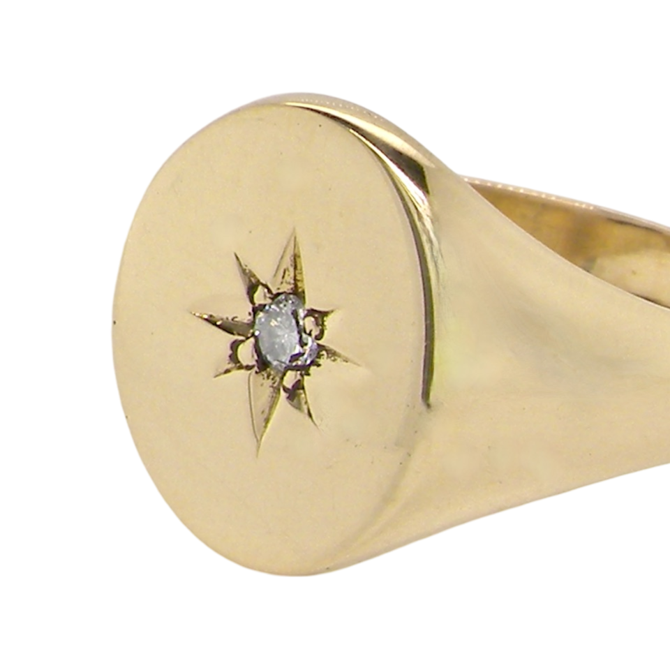 18 carat gold signet ring