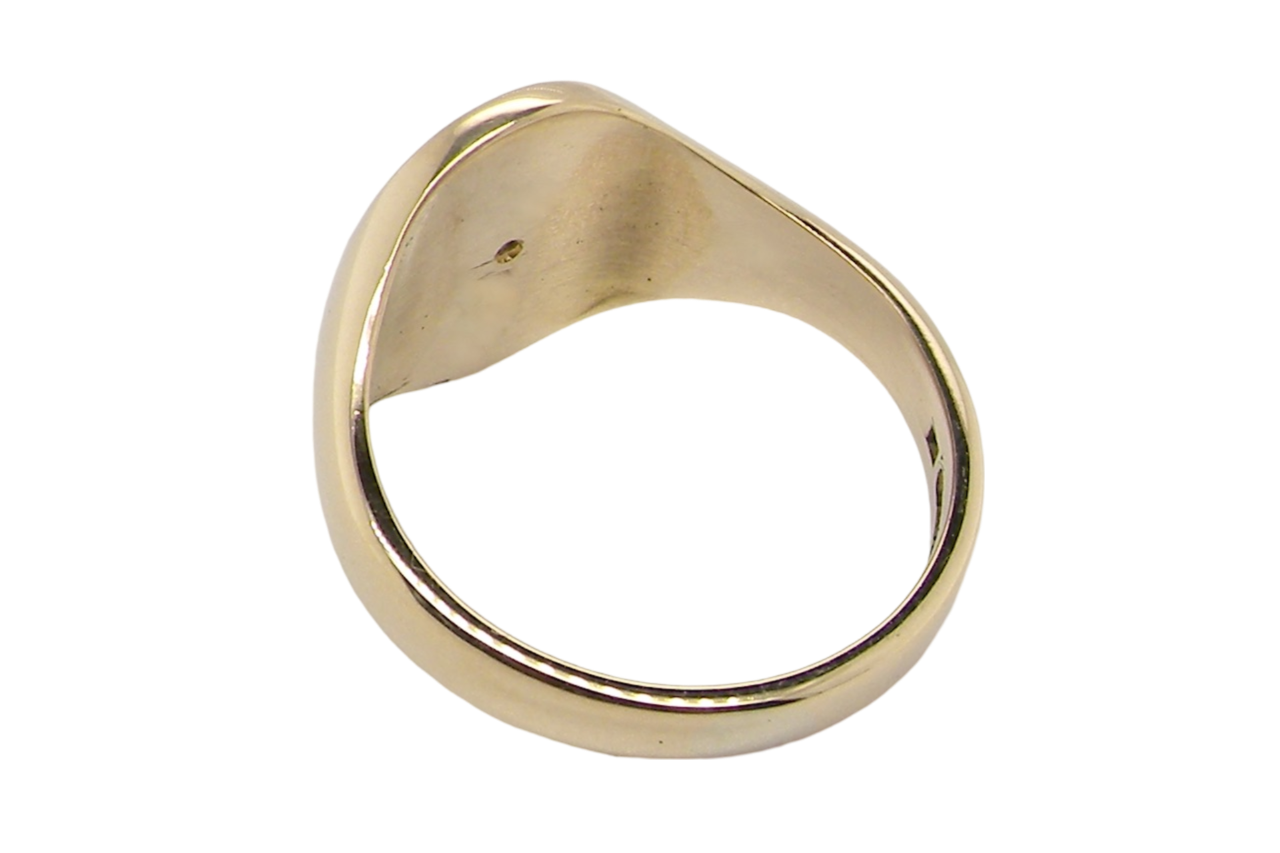 rear view 18 carat gold signet ring