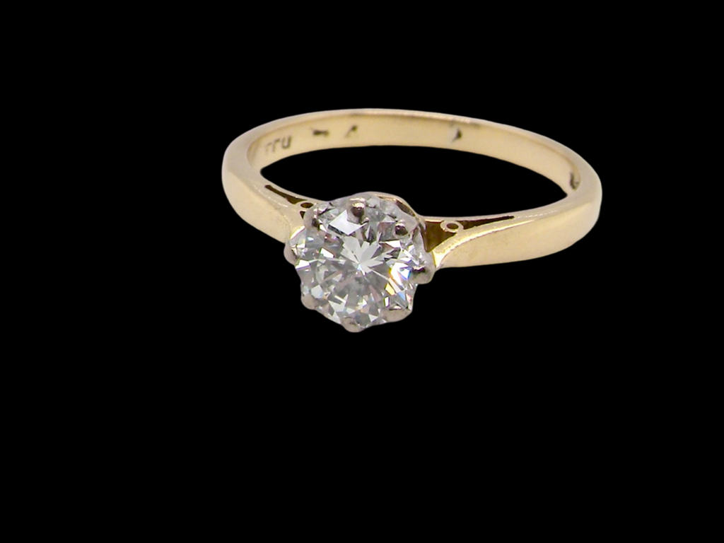  Diamond Ring