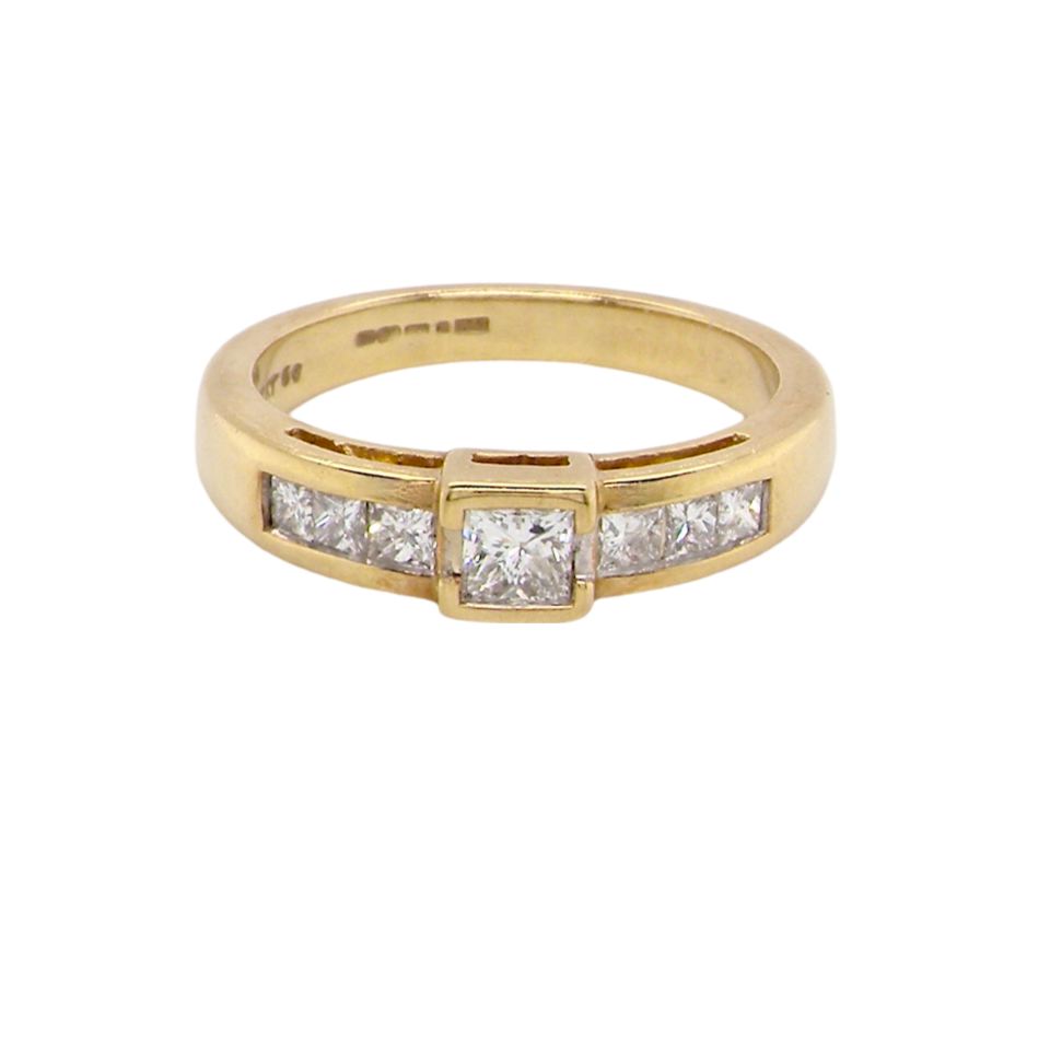 modern Diamond Ring