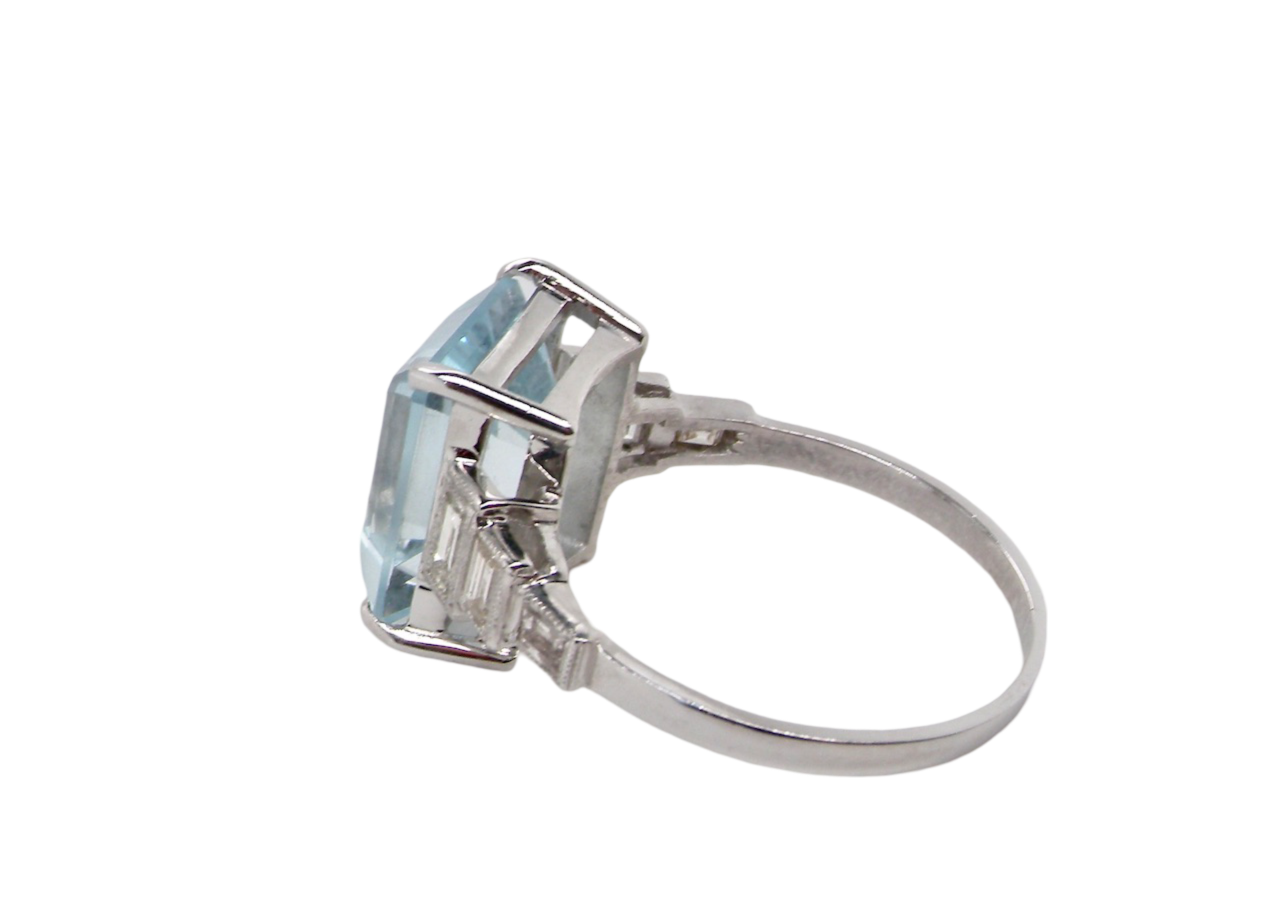 An Art Deco Aquamarine and Diamond Ring side view