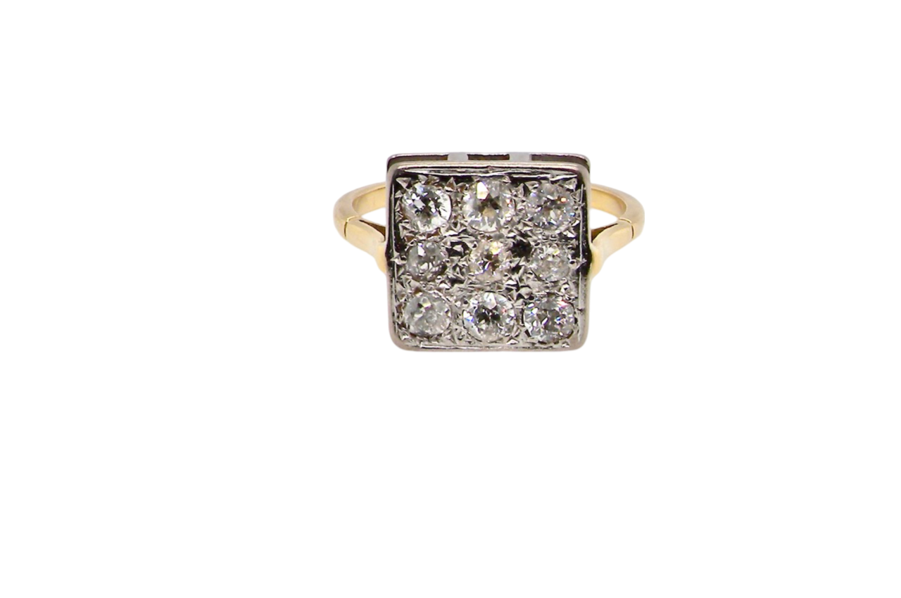 A plaque style Art Deco diamond ring
