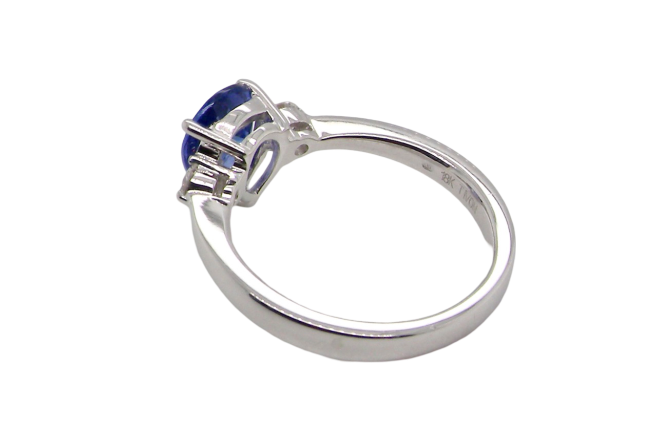 A Tanzanite and Diamond Ring rear view