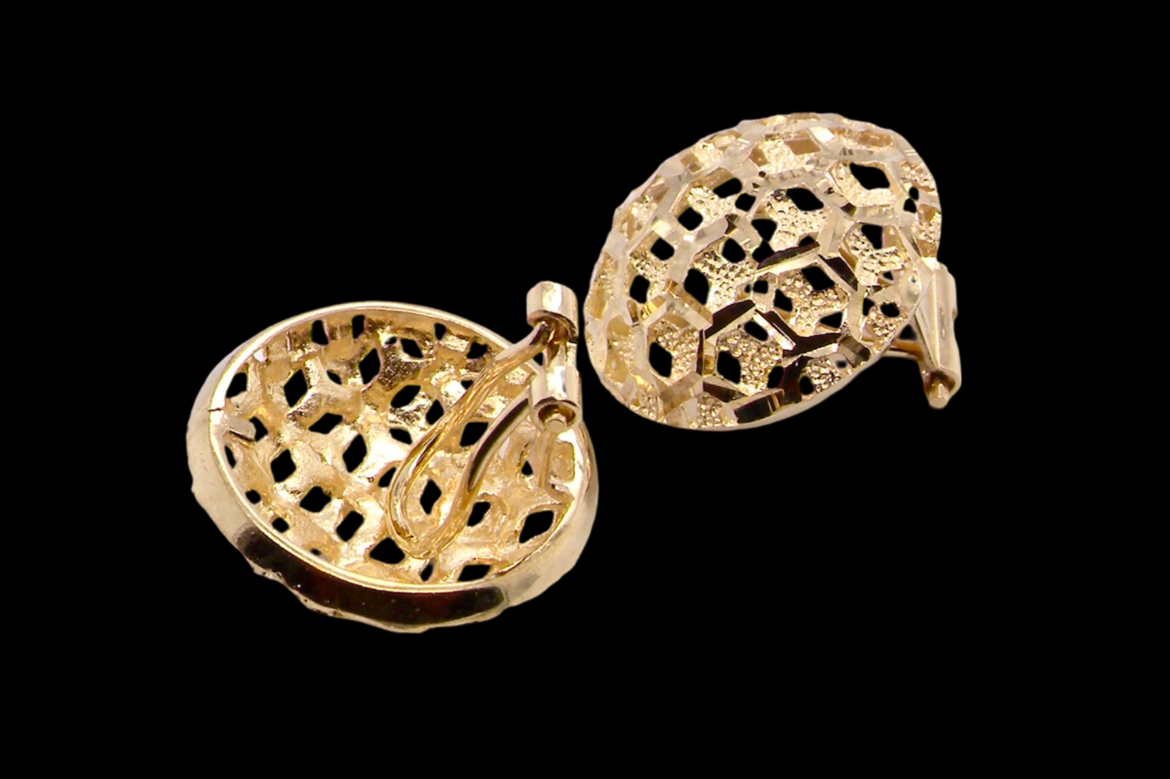 A pair of CLIP style earrings