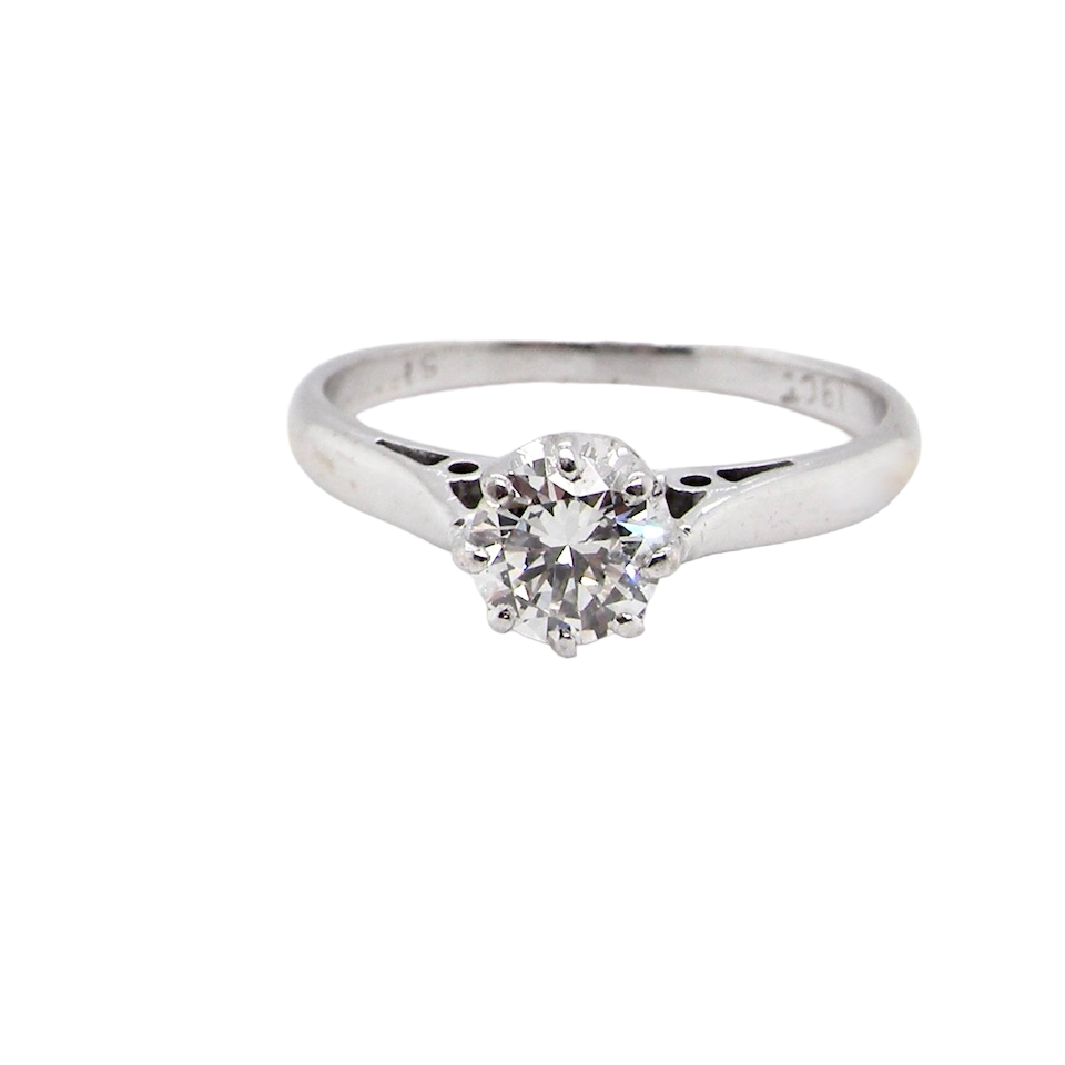 solitaire diamond ring