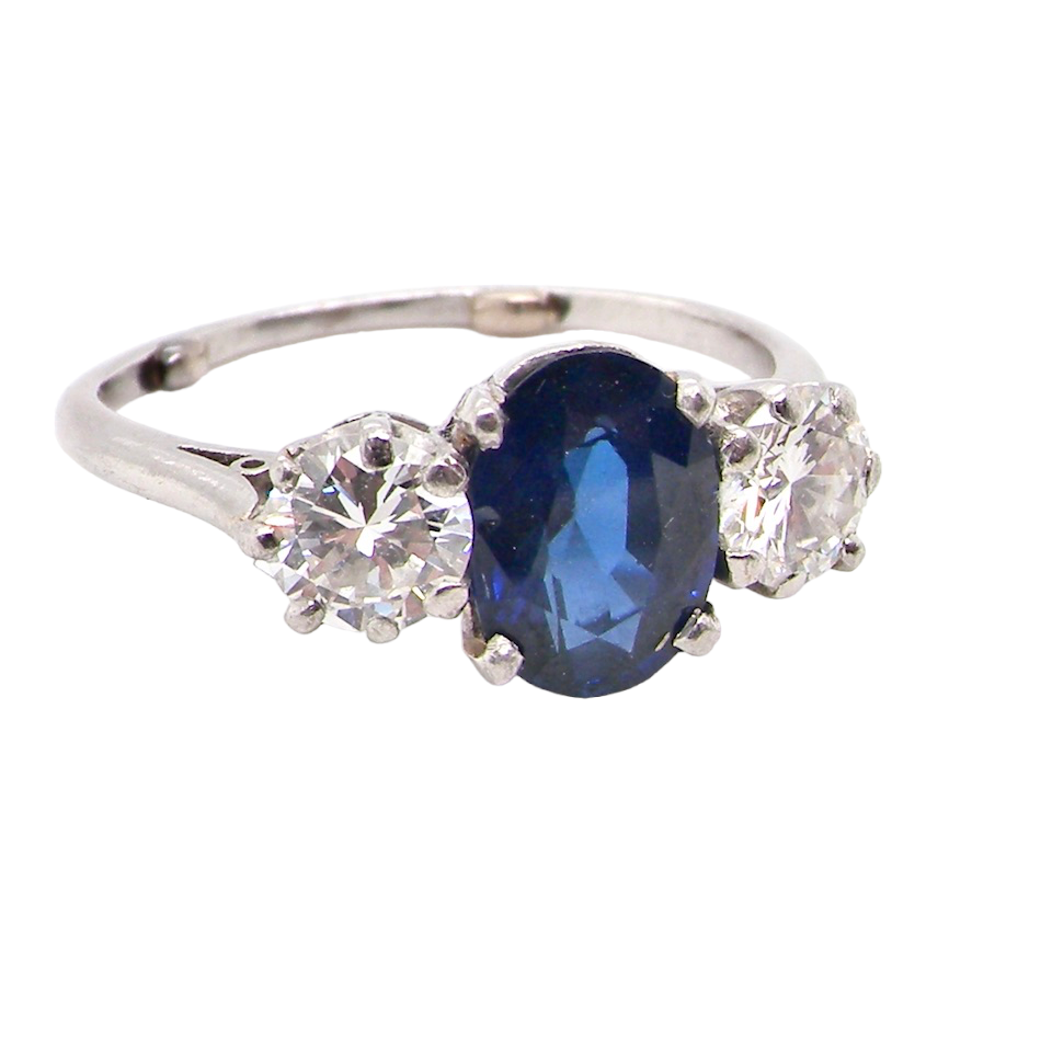 sapphire and diamond engagement ring
