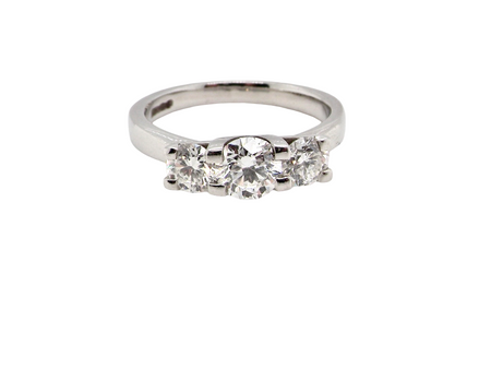 C 3 stone ring