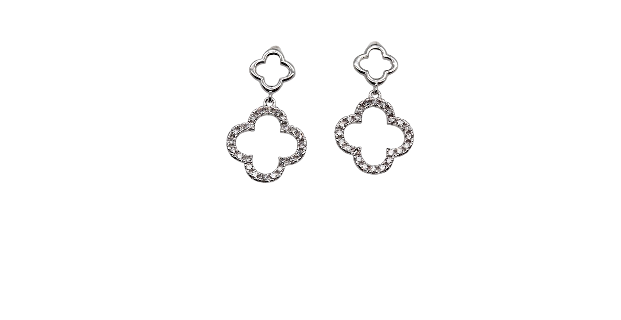 Each earring is set with brilliant cut white diamonds, to a total of 0.51 carats. 