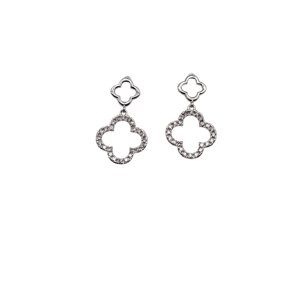 Each earring is set with brilliant cut white diamonds, to a total of 0.51 carats. 