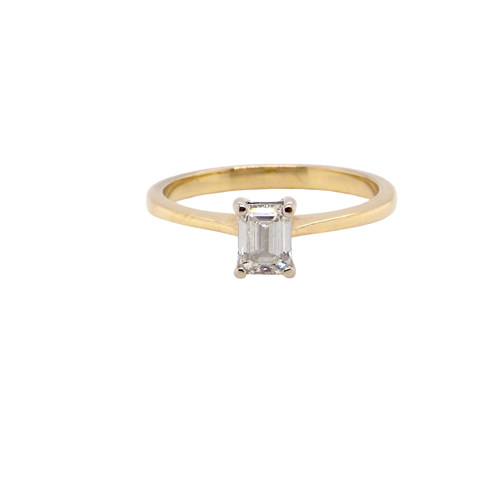 Elegant and timeless, this solitaire ring features a beautifully cut emerald-cut diamond measuring 5 x 4mm, confirmed at approximately 0.40 carats. The diamond is graded J colour and VS clarity, offering excellent sparkle and impressive clarity for everyday wear or a meaningful occasion piece.