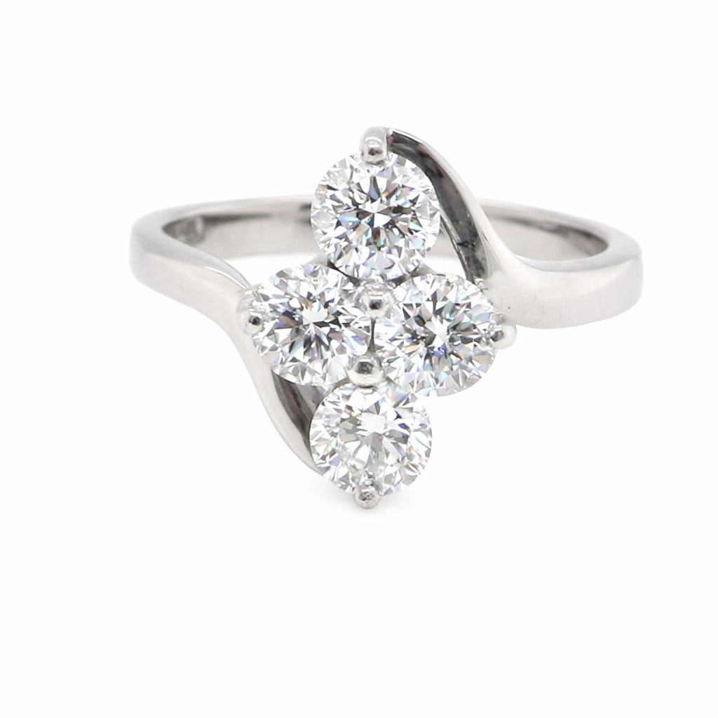 This four stone ring features brilliant cut white diamonds, each 4mm (0.25 carats). The total estimated weight is one carat, with a colour rating of G-H and a clarity rating of SI.