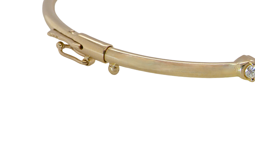 bangle