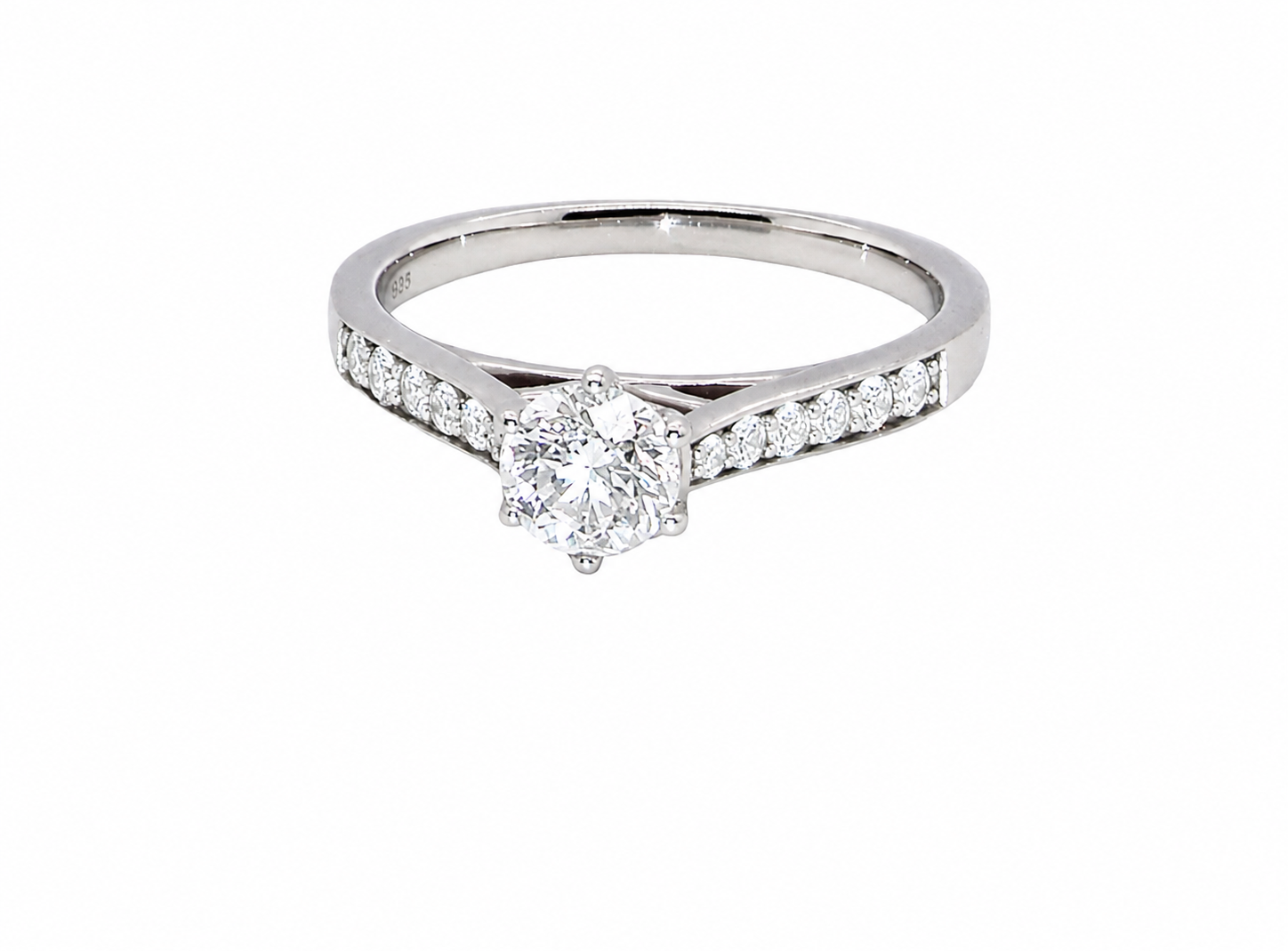 beautiful platinum solitaire ring featuring a brilliant-cut white diamond, claw set, measuring 4.8mm and weighing approximately 0.65ct. Diamond graded I colour, SI1 clarity, with an 88-facet cut.