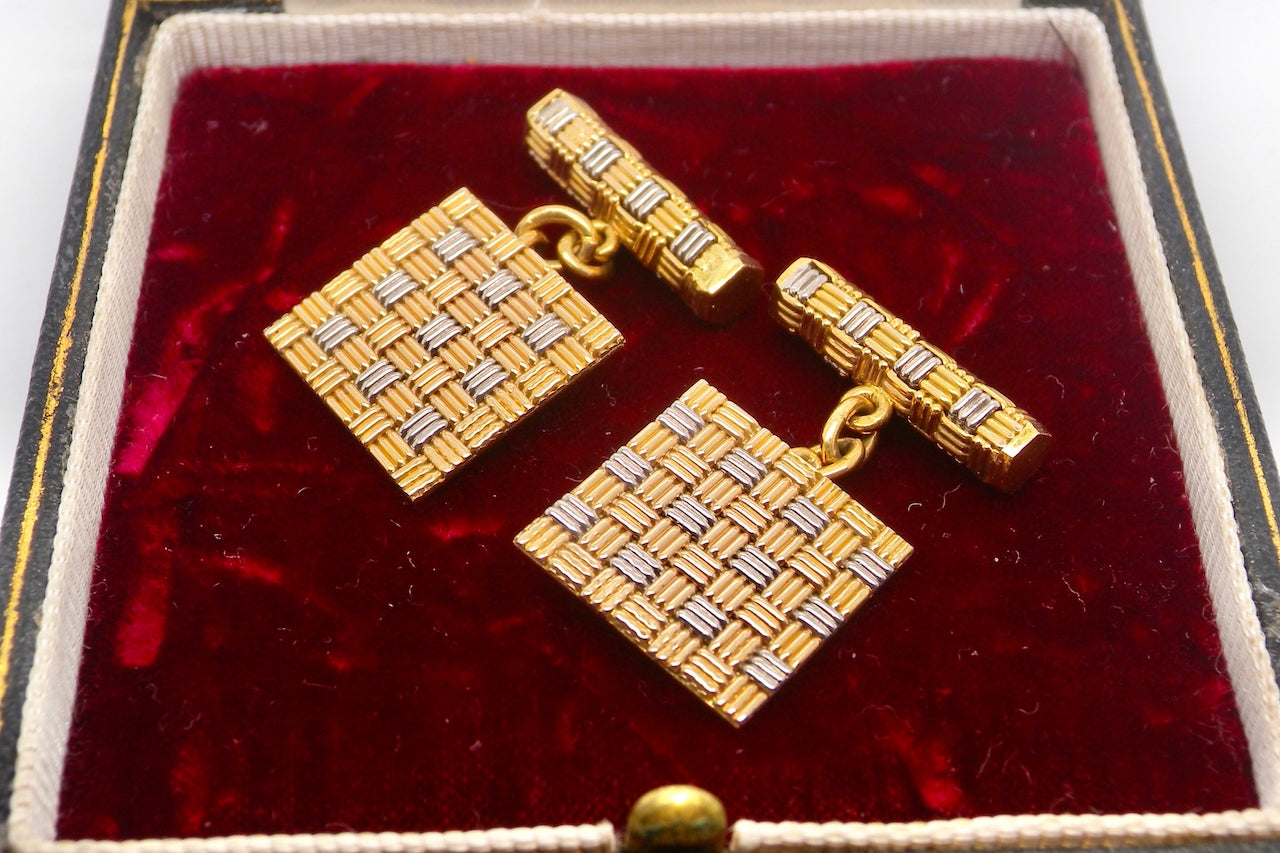 boxed A pair of 18 carat gold cuff links by famous London designer Roy King.