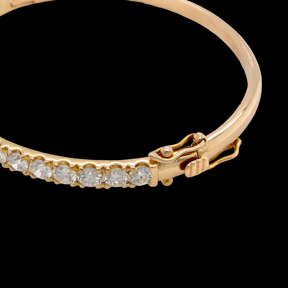 A stunning Diamond Bangle