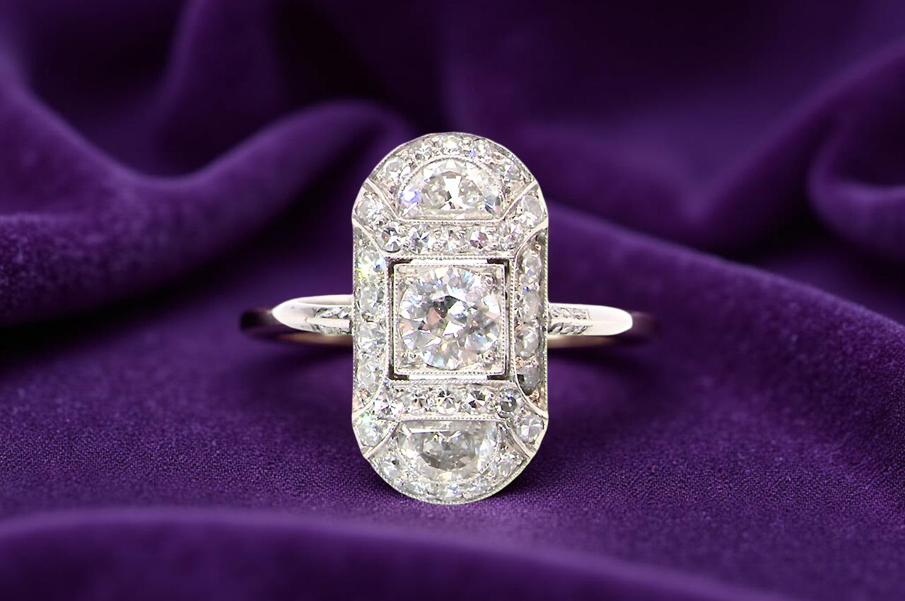 fine beautifully crafted Art Deco plaque-style diamond ring, s
