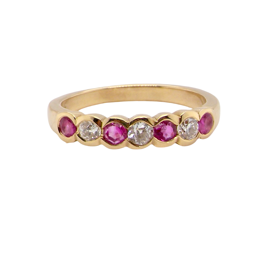 half-hoop eternity ring crafted in 18ct yellow gold
