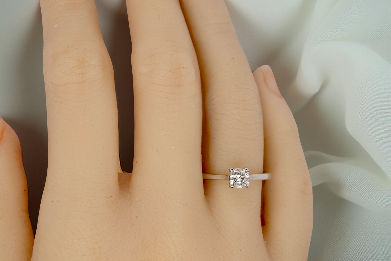 A Platinum Solitaire Square Cut