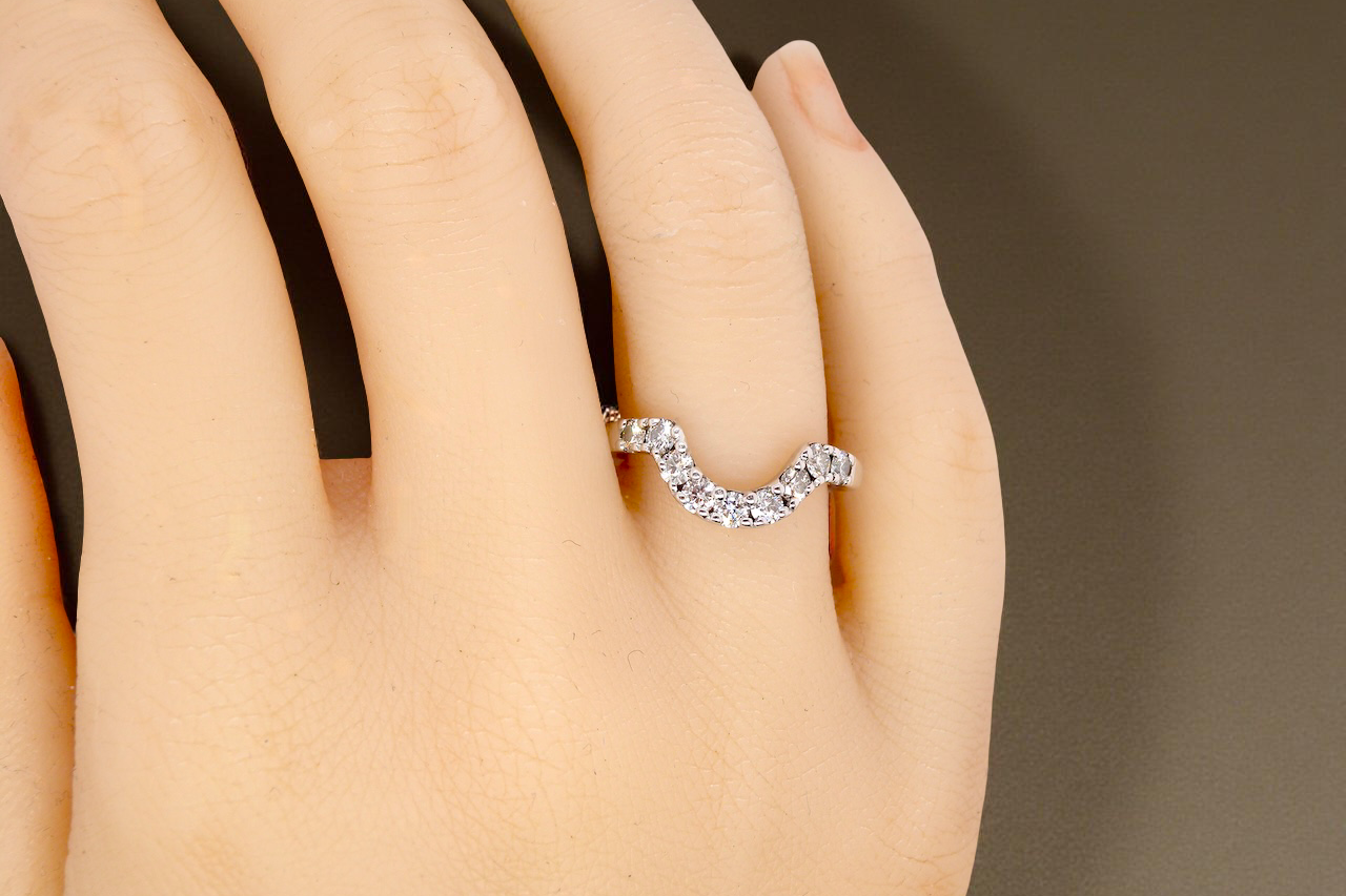 hand A U shaped Diamond Wishbone Ring