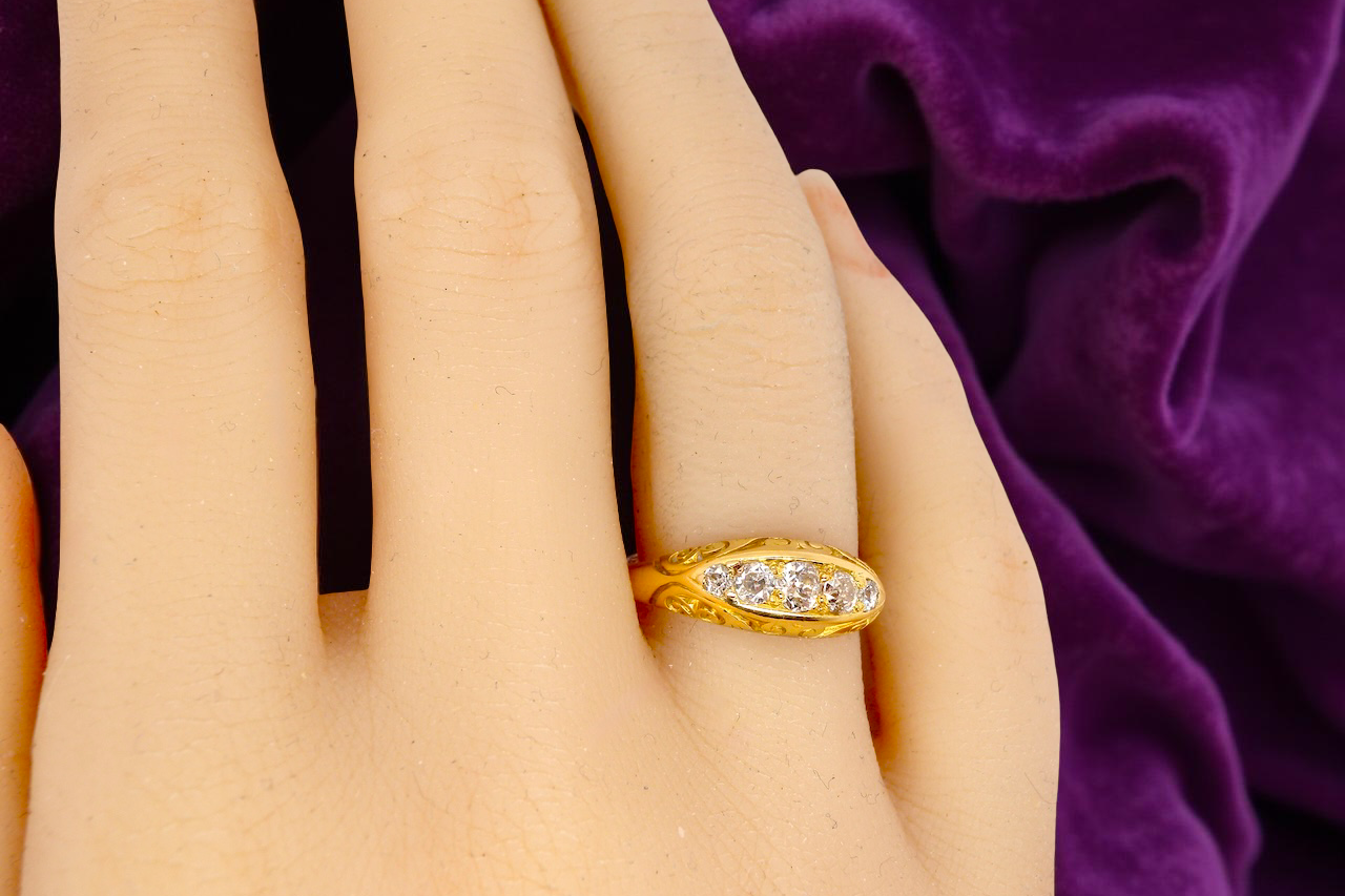 A_Victorian_diamond_five_stone_ring